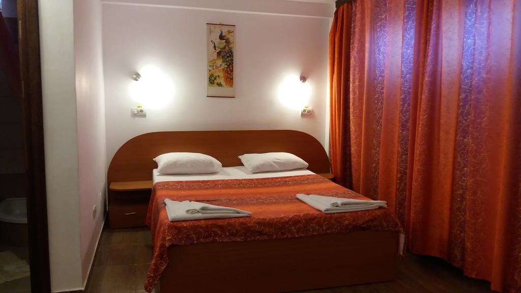 Hotel Marynero Năvodari Exteriér fotografie