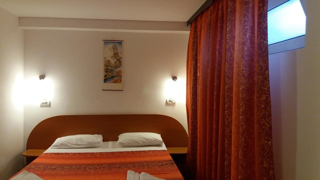 Hotel Marynero Năvodari Exteriér fotografie